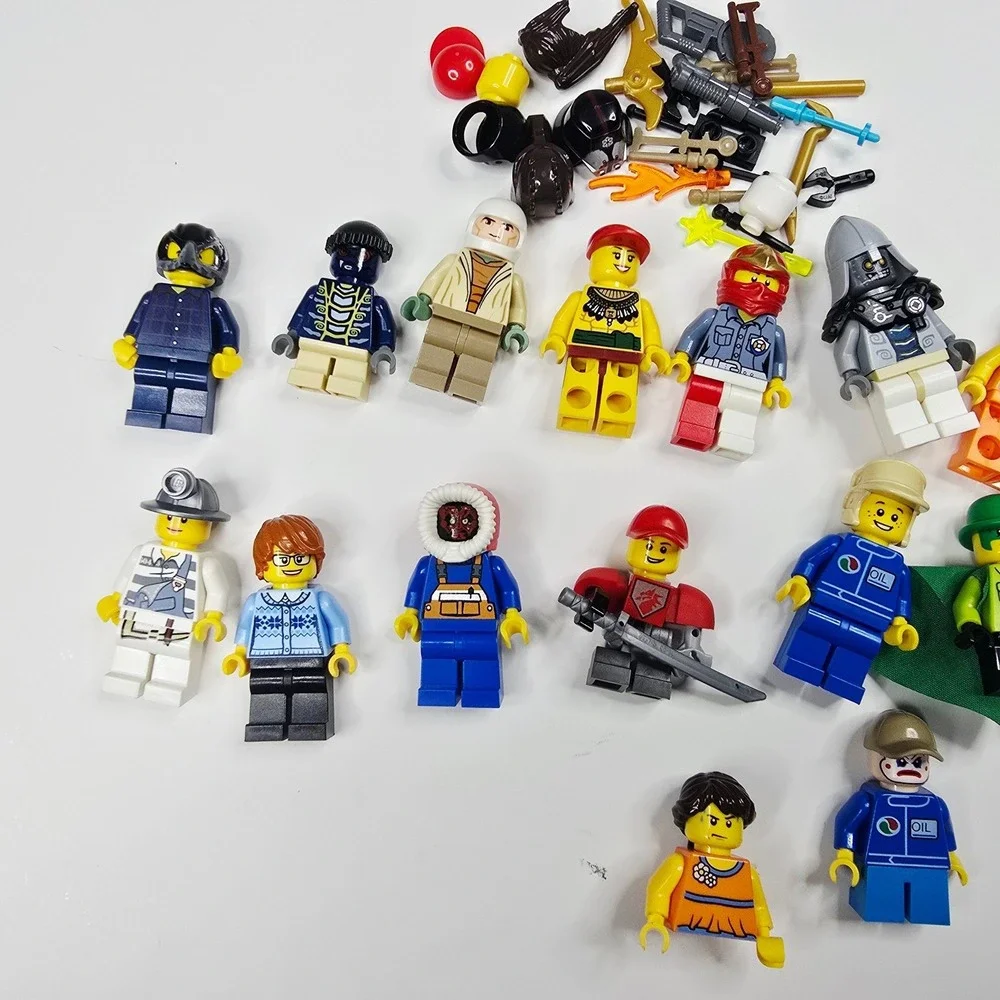 LEGO Minifigures‎ Lot of 15 with Accessories Toys Kids Bulk Figures